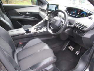 /photos/12647/35c76700-1135-4c94-a81e-2239d8bd3599_i320x240.jpg